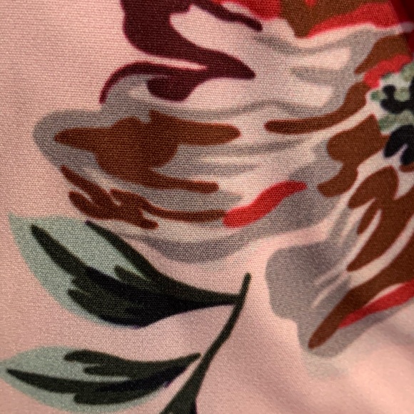 ❌DONATED❌Blush Pink Floral Peplum Style Lined Dress - Picture 10 of 12